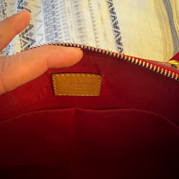 LV Monogram Vernis Alma PM excellent like new condition. - Picture 10 of 16